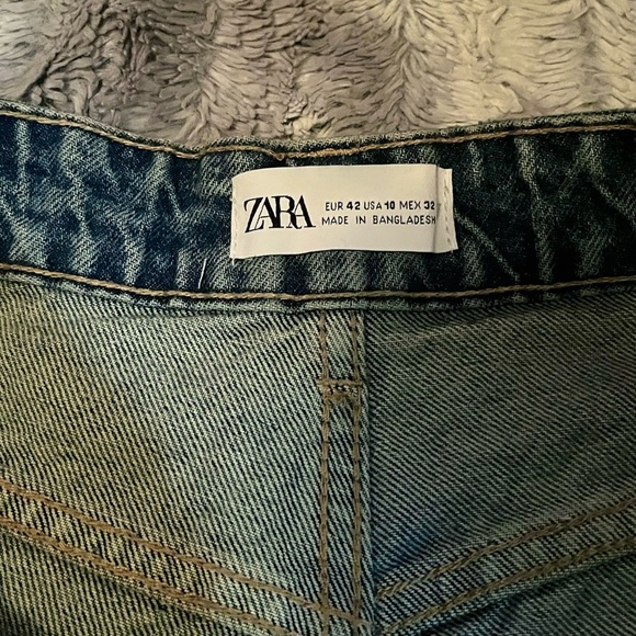 ZARA JEAN SHORTS HIGH RISE Size 10 - Picture 8 of 10